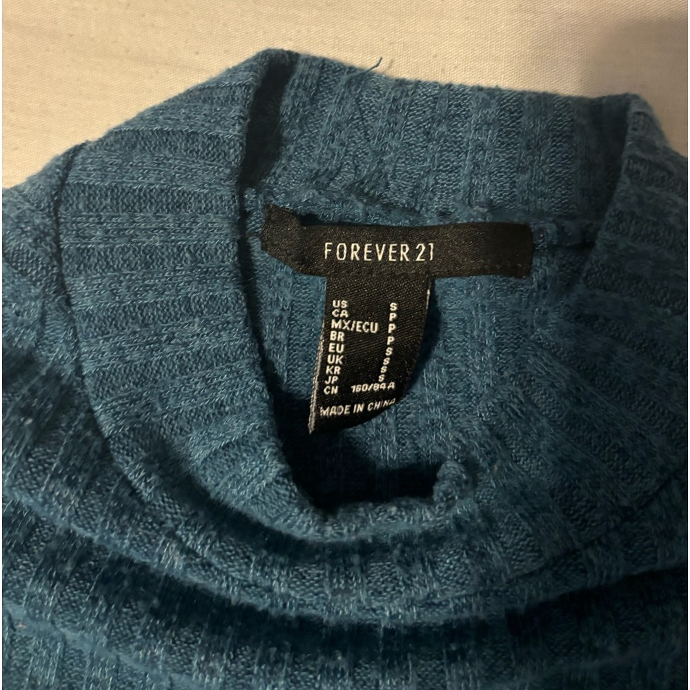 shirt - Picture 2 of 2